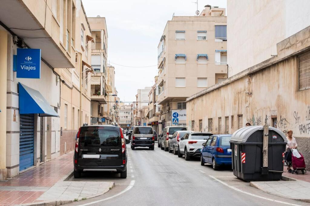 Acogedor Alojamiento A Pocos Metros De La Playa Santa Pola Exterior foto